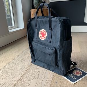 NWOT Fjallraven Kanken Backpack 16L